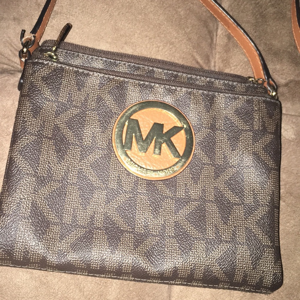 Authentic Michael Kors crossbody